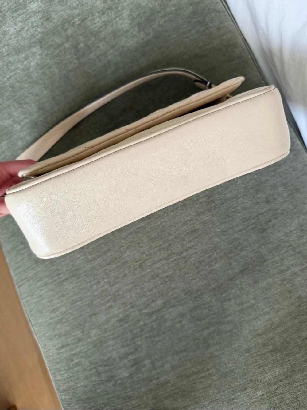 Tory Burch Quilted Shoulder Bag in Cream with Gold Hardware